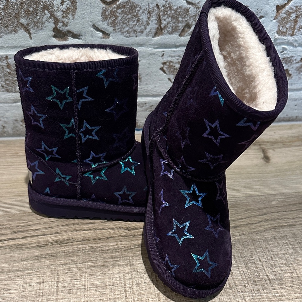UGG Kids Boots with Star Pattern - Purple